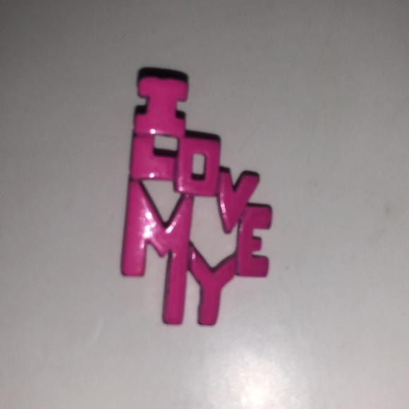 “I Love My MTV” - Picture 2 of 4